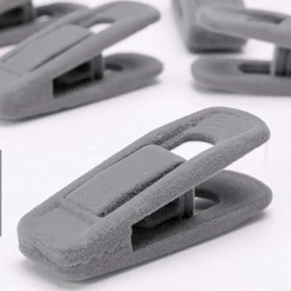 Trgowaul 60 Piece Grey Velvet Hangers Clips NWT
